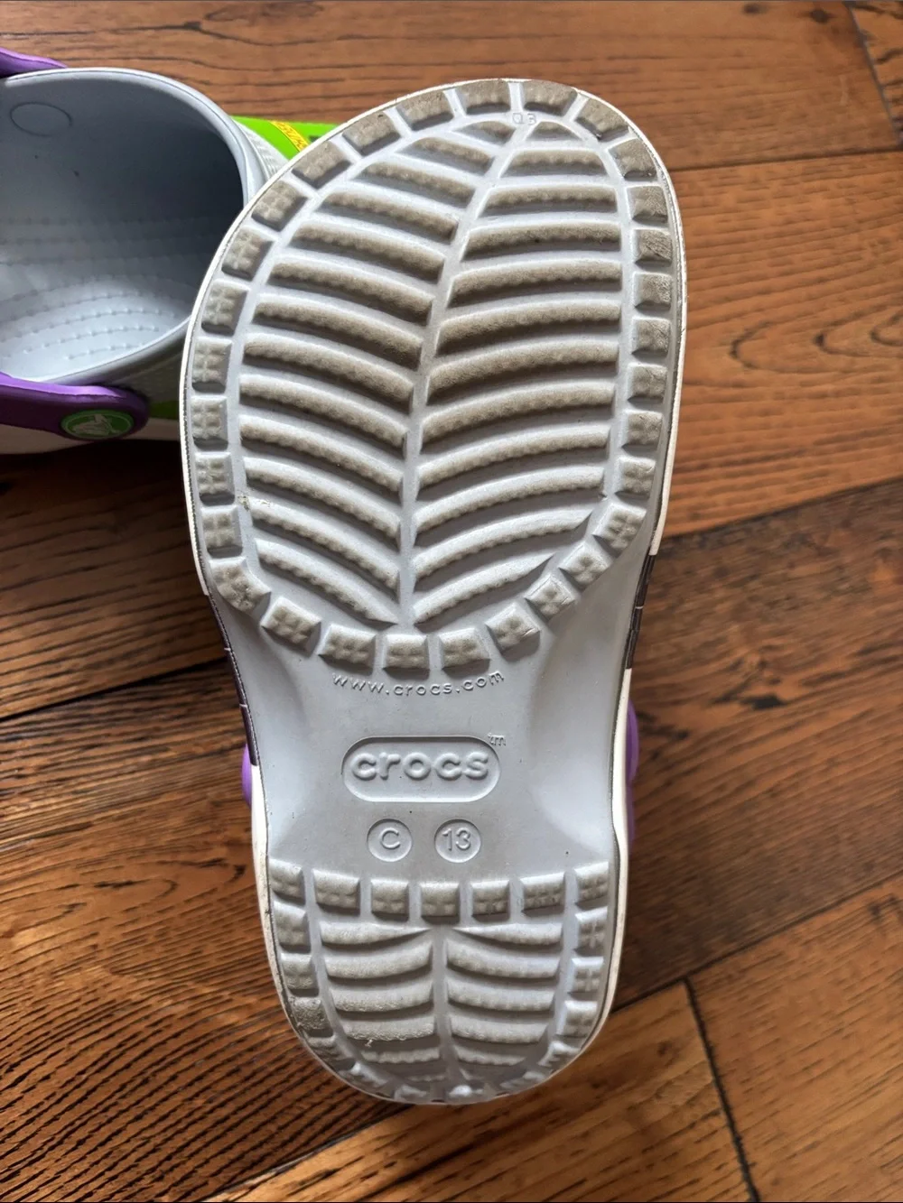 CROCS bright green